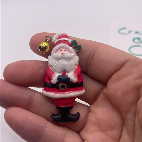 Santa Claus Christmas pin - Picture 2 of 4